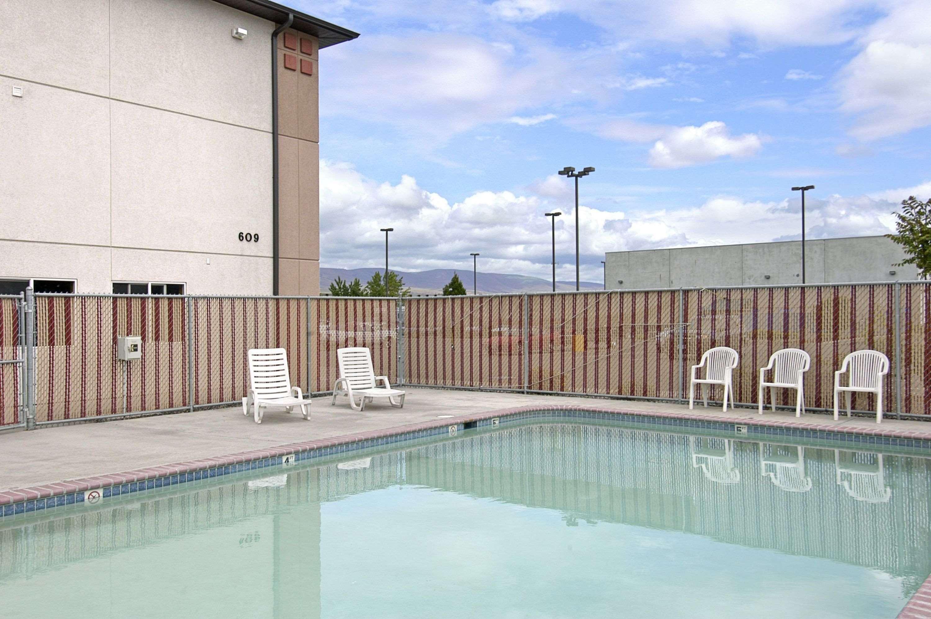 Super 8 By Wyndham The Dalles Or Екстер'єр фото