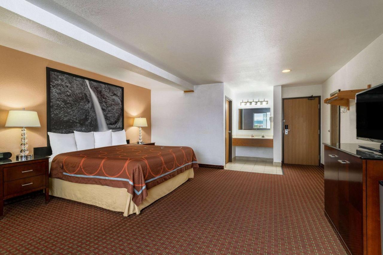 Super 8 By Wyndham The Dalles Or Екстер'єр фото