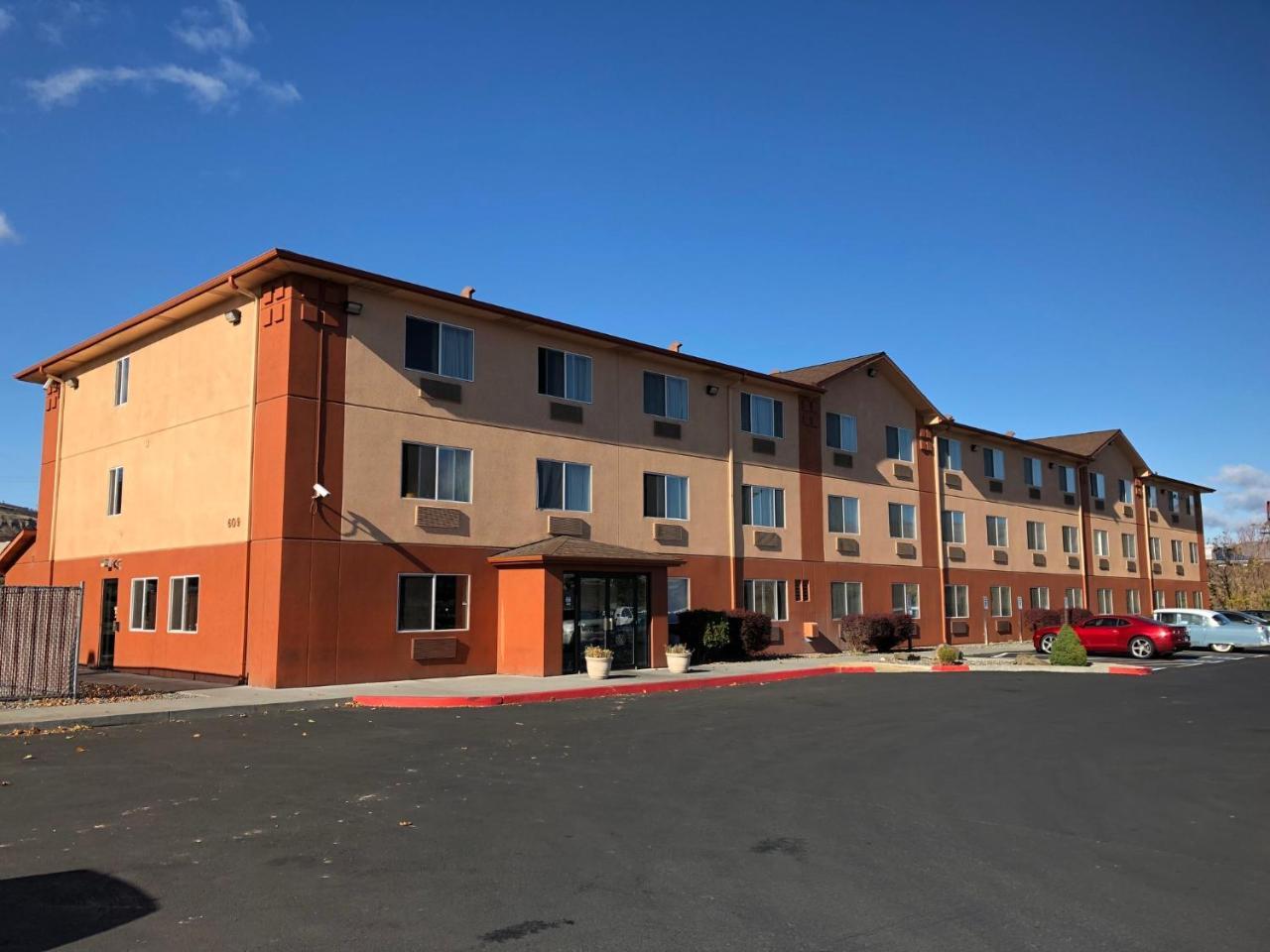 Super 8 By Wyndham The Dalles Or Екстер'єр фото