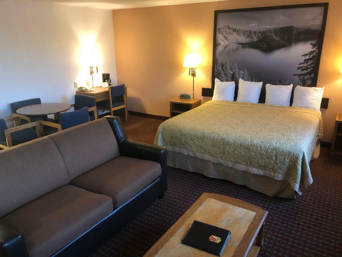 Super 8 By Wyndham The Dalles Or Екстер'єр фото